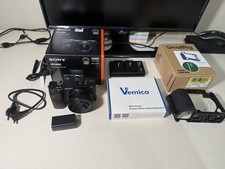 Sony a6400 + due batterie + SD