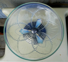 Centrotavola in vetro opalescente (Sabino Lalique )