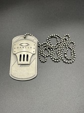 oakley etichetta cane