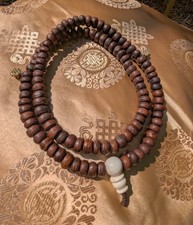 Fantastico Tibet. Mala Rosario