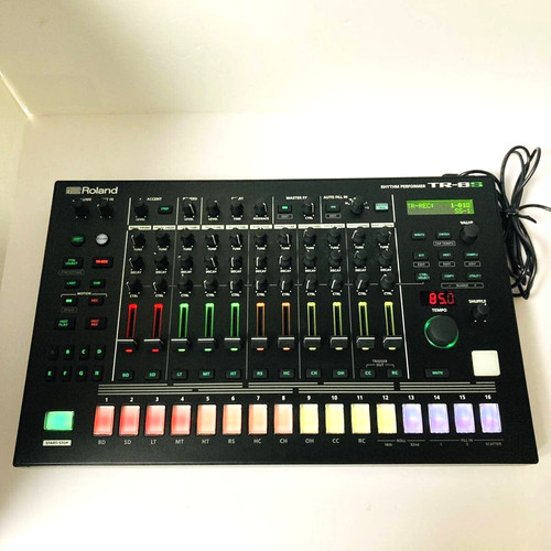 Roland aira rhythm - aira, tr-8s