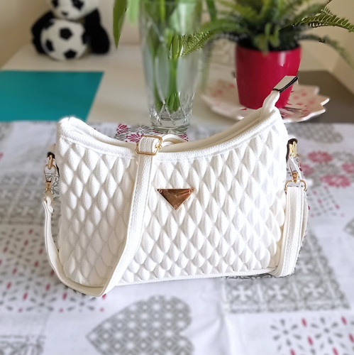 Borsa tracolla con - a, fibbia