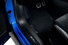 TAPPETINI IN MOQUETTE CUCITURE