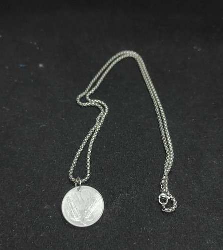 Collana con moneta - 10, lire