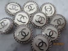 Chanel buttons 3 4 - 10, 20
