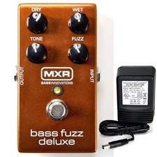 MXR M-84 Bass Fuzz Deluxe con alimentatore 9v