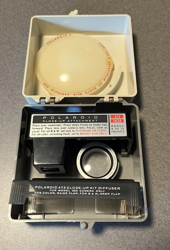 Polaroid close kit - close-up,