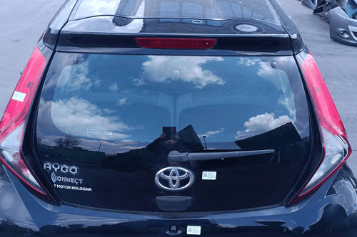 681050h160 lunotto toyota aygo - 681050h160,