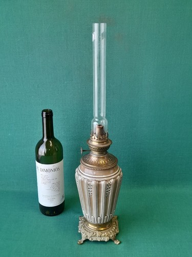 Antica lampada olio in - antica, a