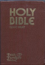 Holy Bible Giant Print: Faith