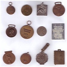 lotto di 12 belle medaglie e