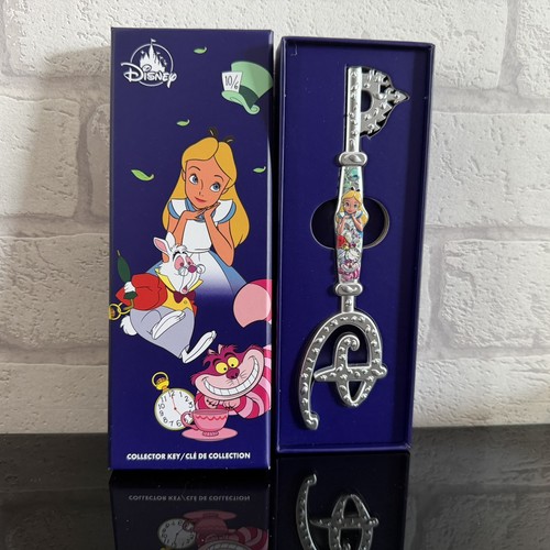 Disney store alice - disney,