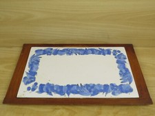 vecchio VASSOIO IN CERAMICA SU BASE IN LEGNO FORSE ERNESTINE SALERNO frutta di