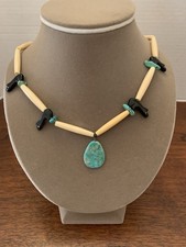Collana Navajo in osso di