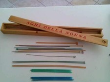 porta ferri da maglia e ferri