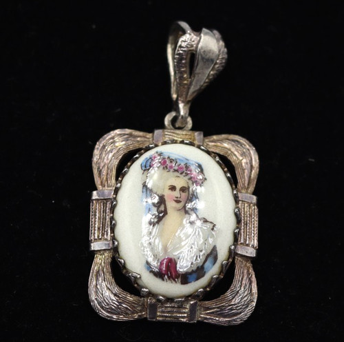 Ciondolo antico miniatura - , di