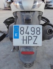 portamatrículas PIAGGIO