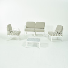 Garda garden living room 1