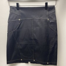 Gonna lusinghiera nera con