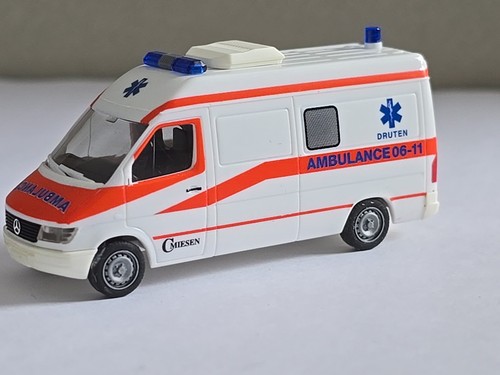 Herpa mercedes benz - herpa, soccorso