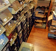 COMMODORE 64/128 --