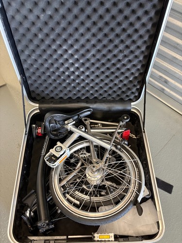 Brompton folding bike - brompton, speed