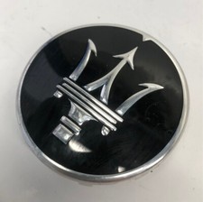 1 COPRIMOZZO MASERATI NERO