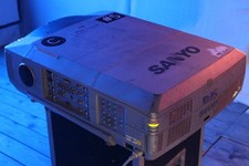 *Sanyo PLC-XF45*Proiettore