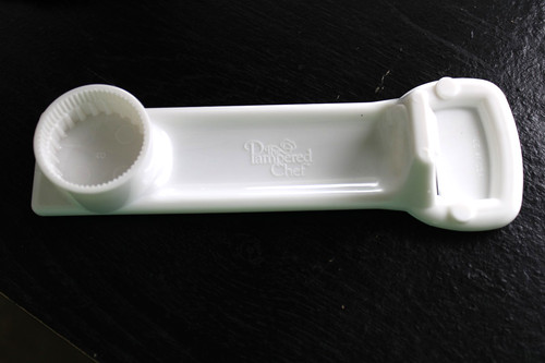 Pampered chef easy opener - easy,