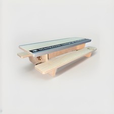 Tavolo da picnic con tastiera