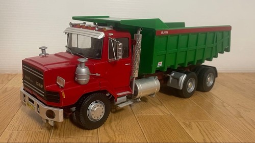 Italeri duff dumper - 1/24,