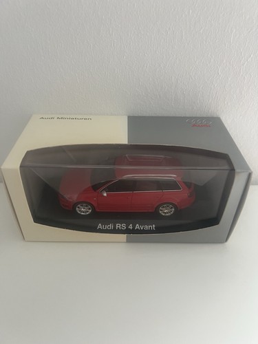 Modellino auto audi rs4 avant - audi,