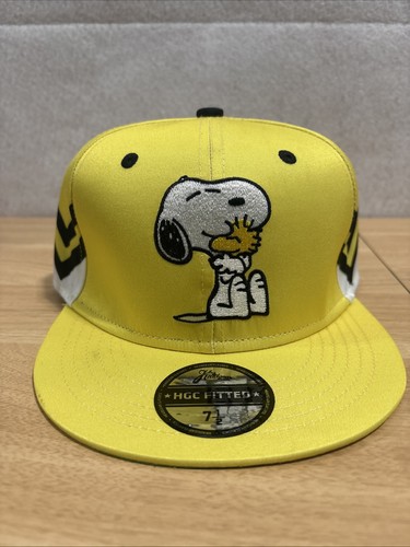 Cappello aderente giallo
