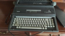 Olivetti Macchina Da Scrivere Elettrica Et 540 Personal