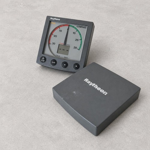 Raymarine st60 wind display - wind,