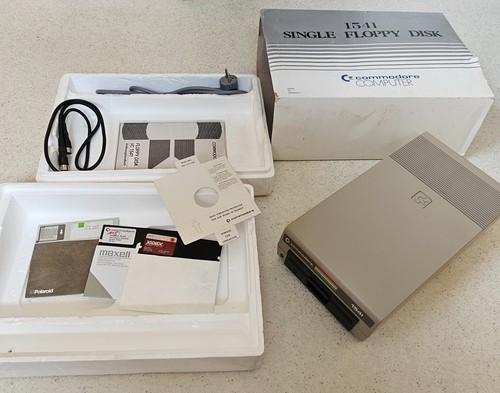 Commodore 1541 floppy - , disk