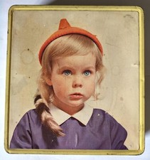 Scatola in latta Dolcezze Lazzaroni Saronno Bambina Vintage - 21.5x23x5cm