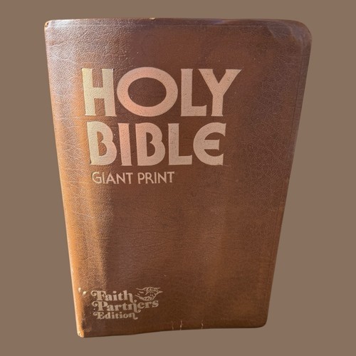 Holy bible giant print kjv - ✨holy,