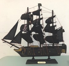Galeone Pirata Dei Caraibi La Perla Nera Fedele Riproduzione In Legno