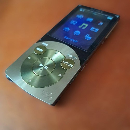 Sony s744 walkman series - sony, s