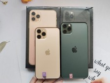 90% Nuovo Apple iPhone 11