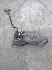 Serbatoio gasolio Audi a3 8p con pompa