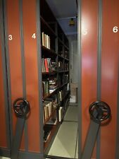 Libreria scorrevole lips vago / Sistema di scaffalature mobili