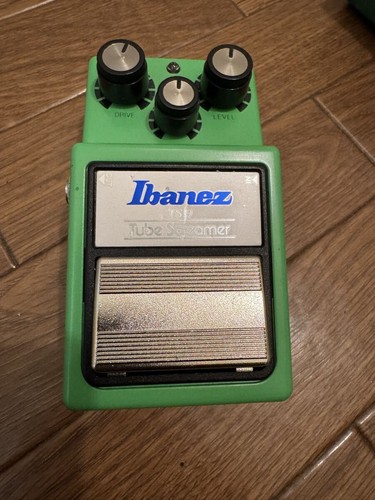 Urlatore per tubi - , ibanez