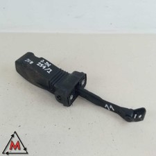Fermaporta anteriore destro 8W0837249 per AUDI A4 2.0 TDI QUATTRO 2015 usato (82624)