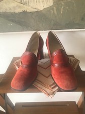 scarpe  in camoscio  con tacco vintage