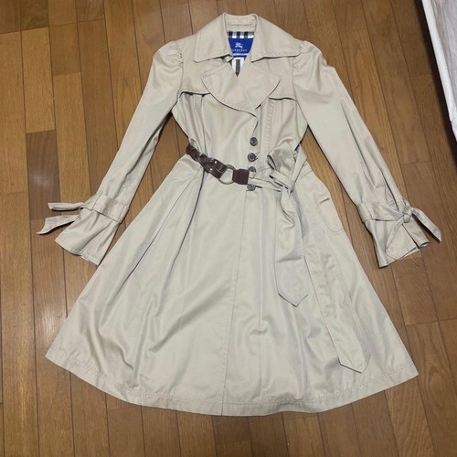 Burberry trench coat beige