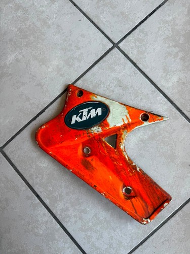 Ktm gxe side tank - ktm,