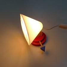 lampe applique en plastique