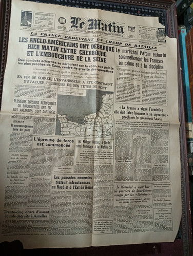 Vecchio foglio giornale - foglio,